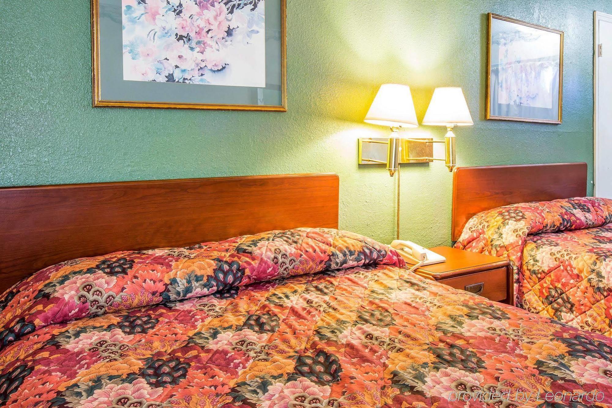 Relax Inn ミリッジビル エクステリア 写真